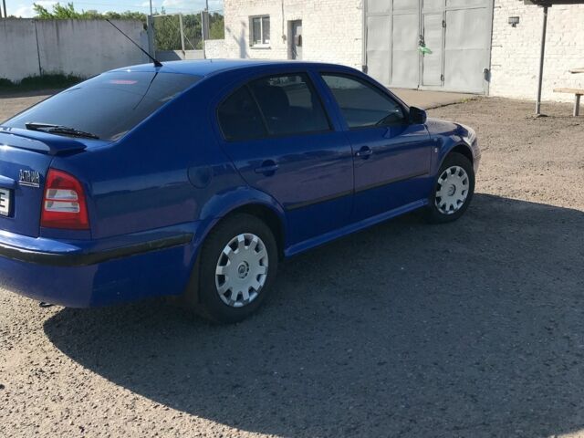 Синий Шкода Октавия, объемом двигателя 1.6 л и пробегом 218 тыс. км за 4800 $, фото 2 на Automoto.ua