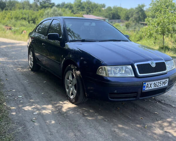 Синий Шкода Октавия, объемом двигателя 1.8 л и пробегом 250 тыс. км за 5200 $, фото 4 на Automoto.ua