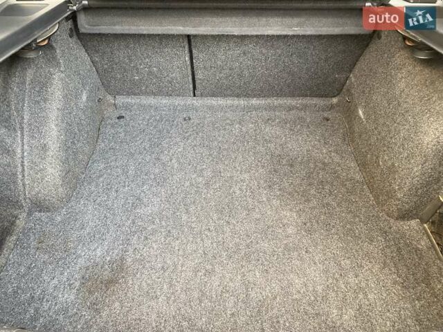 Синий Шкода Октавия, объемом двигателя 1.6 л и пробегом 282 тыс. км за 4700 $, фото 8 на Automoto.ua