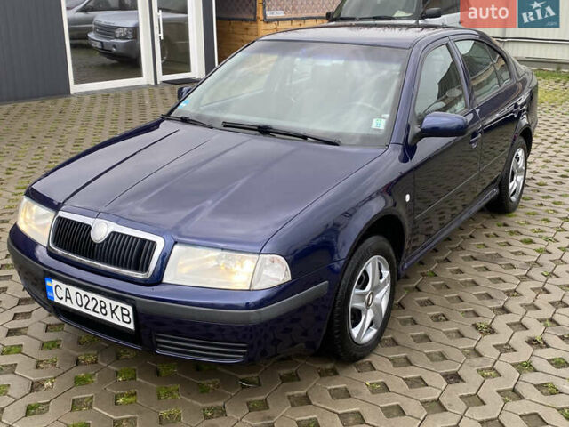 Синій Шкода Октавія, об'ємом двигуна 1.6 л та пробігом 240 тис. км за 4800 $, фото 1 на Automoto.ua