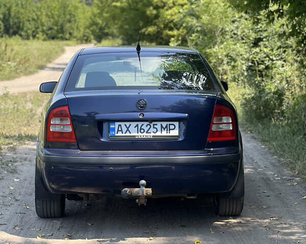 Синий Шкода Октавия, объемом двигателя 1.8 л и пробегом 250 тыс. км за 5200 $, фото 9 на Automoto.ua