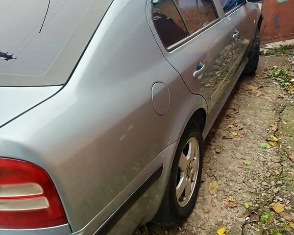 Синій Шкода Октавія, об'ємом двигуна 1.78 л та пробігом 250 тис. км за 4500 $, фото 3 на Automoto.ua