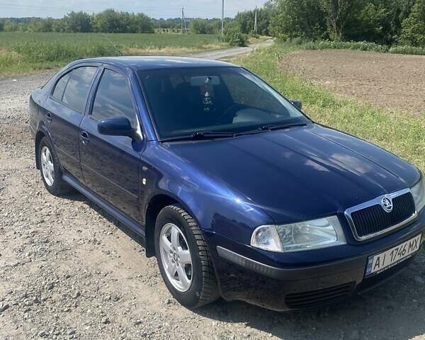 Синий Шкода Октавия, объемом двигателя 1.6 л и пробегом 282 тыс. км за 4700 $, фото 2 на Automoto.ua