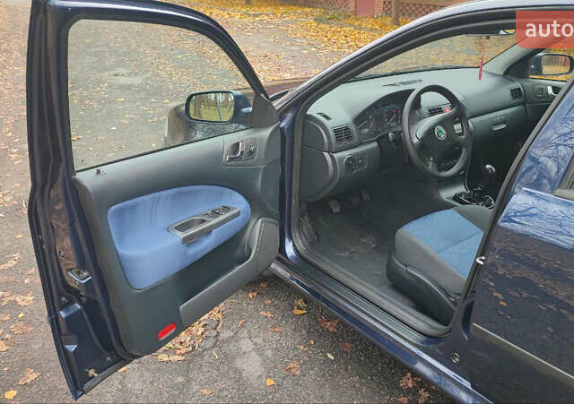 Синій Шкода Октавія, об'ємом двигуна 1.6 л та пробігом 90 тис. км за 5500 $, фото 23 на Automoto.ua