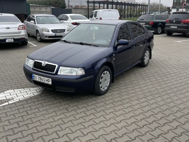 Синий Шкода Октавия, объемом двигателя 1.6 л и пробегом 242 тыс. км за 4800 $, фото 1 на Automoto.ua