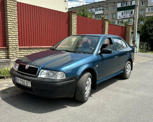 Синий Шкода Октавия, объемом двигателя 1.6 л и пробегом 260 тыс. км за 2850 $, фото 1 на Automoto.ua