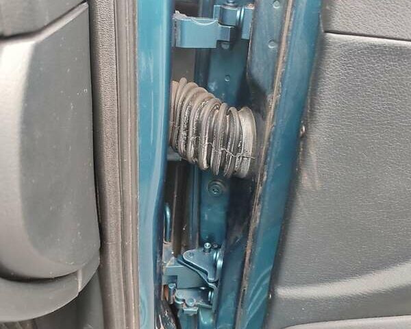 Синий Шкода Октавия, объемом двигателя 1.6 л и пробегом 147 тыс. км за 5150 $, фото 28 на Automoto.ua