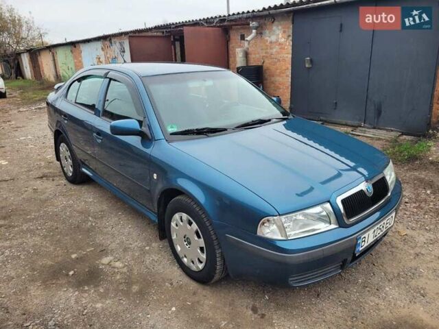 Синий Шкода Октавия, объемом двигателя 1.6 л и пробегом 150 тыс. км за 4899 $, фото 5 на Automoto.ua