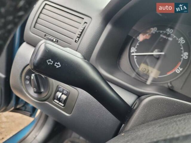 Синий Шкода Октавия, объемом двигателя 1.6 л и пробегом 150 тыс. км за 4899 $, фото 38 на Automoto.ua