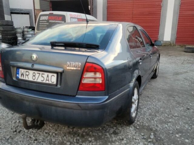Синій Шкода Октавія, об'ємом двигуна 1.9 л та пробігом 338 тис. км за 2300 $, фото 3 на Automoto.ua