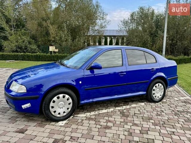 Синий Шкода Октавия, объемом двигателя 1.6 л и пробегом 235 тыс. км за 3999 $, фото 3 на Automoto.ua