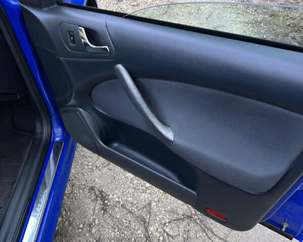 Синий Шкода Октавия, объемом двигателя 1.6 л и пробегом 141 тыс. км за 5000 $, фото 22 на Automoto.ua