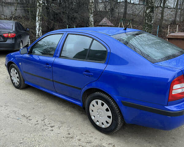 Синий Шкода Октавия, объемом двигателя 1.6 л и пробегом 141 тыс. км за 5000 $, фото 12 на Automoto.ua