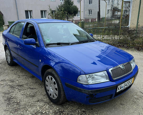 Синий Шкода Октавия, объемом двигателя 1.6 л и пробегом 141 тыс. км за 5000 $, фото 5 на Automoto.ua