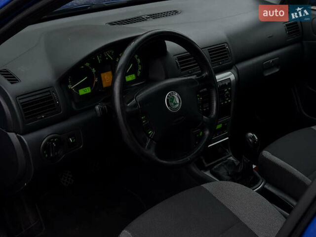 Синий Шкода Октавия, объемом двигателя 1.8 л и пробегом 263 тыс. км за 4999 $, фото 7 на Automoto.ua