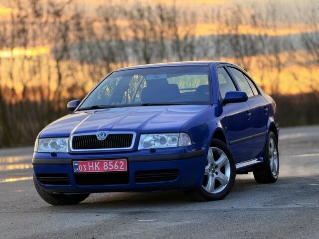 Синий Шкода Октавия, объемом двигателя 1.8 л и пробегом 265 тыс. км за 5600 $, фото 1 на Automoto.ua