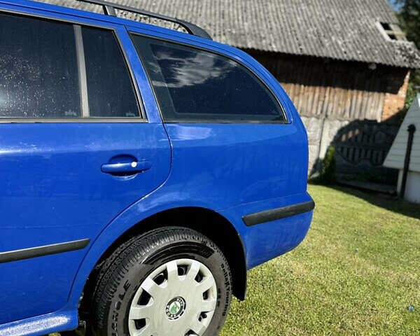 Шкода Октавія 2004 у Львові на Automoto.ua Синій Шкода Октавія, об'ємом двигуна 1.9 л та пробігом 306 тис. км за 3900 $, фото 2 на Automoto.ua