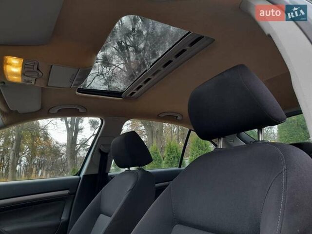 Синий Шкода Октавия, объемом двигателя 1.6 л и пробегом 211 тыс. км за 5400 $, фото 32 на Automoto.ua