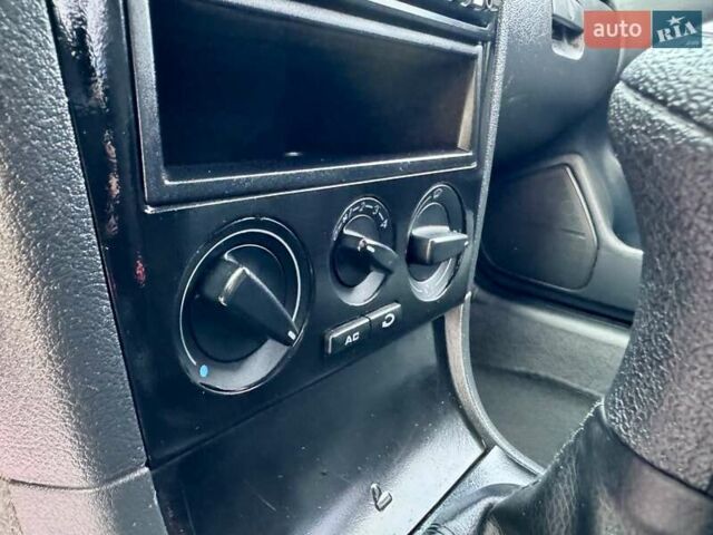 Синий Шкода Октавия, объемом двигателя 1.6 л и пробегом 235 тыс. км за 3999 $, фото 28 на Automoto.ua