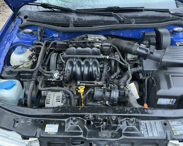 Синий Шкода Октавия, объемом двигателя 1.6 л и пробегом 141 тыс. км за 5000 $, фото 31 на Automoto.ua