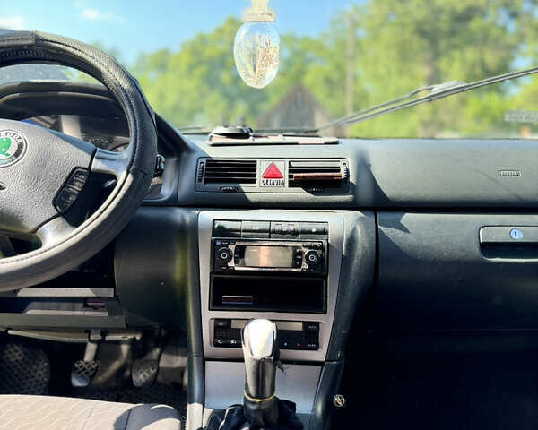 Шкода Октавія 2004 у Львові на Automoto.ua Синій Шкода Октавія, об'ємом двигуна 1.9 л та пробігом 306 тис. км за 3900 $, фото 17 на Automoto.ua