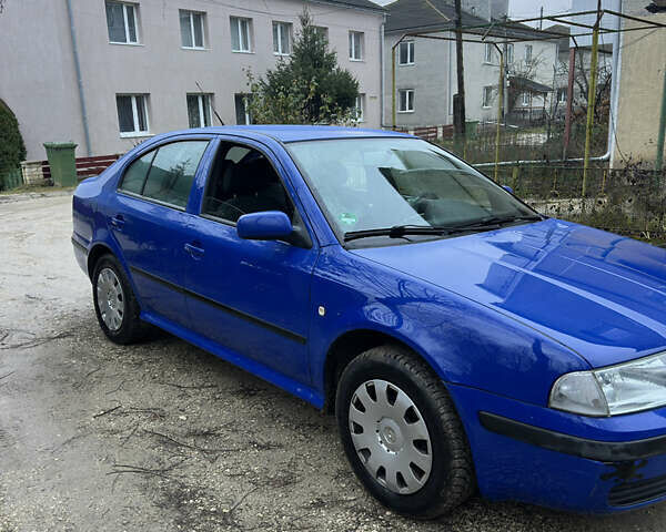 Синий Шкода Октавия, объемом двигателя 1.6 л и пробегом 141 тыс. км за 5000 $, фото 6 на Automoto.ua