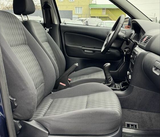 Синий Шкода Октавия, объемом двигателя 1.6 л и пробегом 151 тыс. км за 6900 $, фото 17 на Automoto.ua