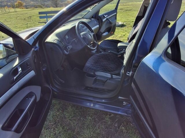 Синій Шкода Октавія, об'ємом двигуна 1.6 л та пробігом 350 тис. км за 5800 $, фото 5 на Automoto.ua