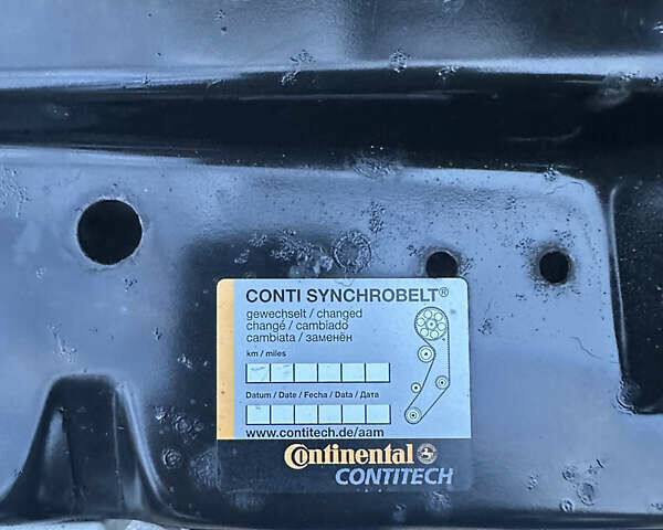 Синий Шкода Октавия, объемом двигателя 1.6 л и пробегом 141 тыс. км за 5000 $, фото 33 на Automoto.ua