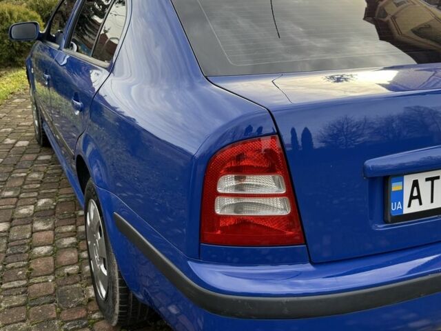 Синій Шкода Октавія, об'ємом двигуна 1.4 л та пробігом 231 тис. км за 3299 $, фото 12 на Automoto.ua