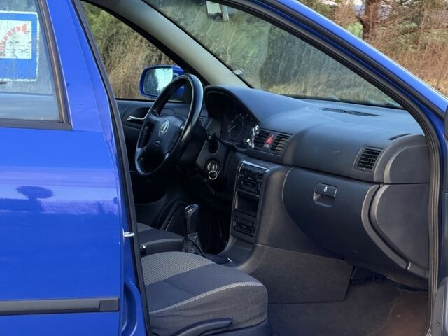 Синий Шкода Октавия, объемом двигателя 1.8 л и пробегом 265 тыс. км за 5600 $, фото 14 на Automoto.ua