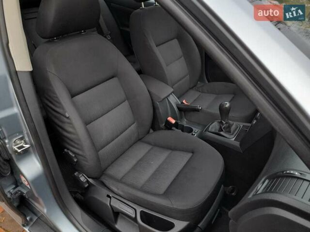 Синий Шкода Октавия, объемом двигателя 1.6 л и пробегом 211 тыс. км за 5400 $, фото 39 на Automoto.ua