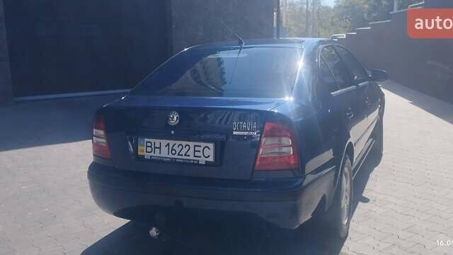 Синій Шкода Октавія, об'ємом двигуна 1.98 л та пробігом 300 тис. км за 3700 $, фото 1 на Automoto.ua