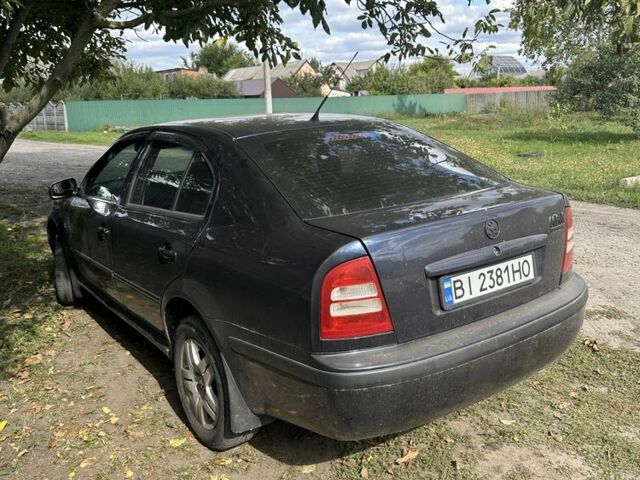 Синий Шкода Октавия, объемом двигателя 1.6 л и пробегом 265 тыс. км за 3500 $, фото 5 на Automoto.ua