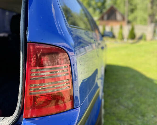 Шкода Октавія 2004 у Львові на Automoto.ua Синій Шкода Октавія, об'ємом двигуна 1.9 л та пробігом 306 тис. км за 3900 $, фото 9 на Automoto.ua