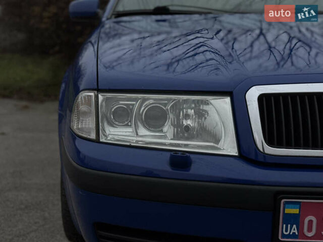 Синий Шкода Октавия, объемом двигателя 1.8 л и пробегом 263 тыс. км за 4999 $, фото 5 на Automoto.ua