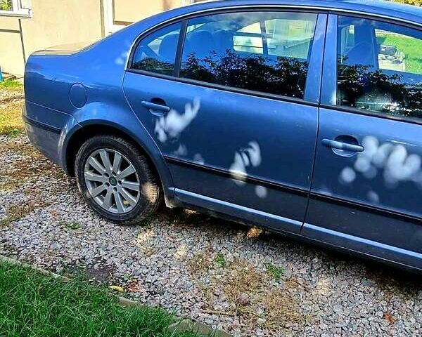 Синий Шкода Октавия, объемом двигателя 1.8 л и пробегом 240 тыс. км за 6200 $, фото 1 на Automoto.ua