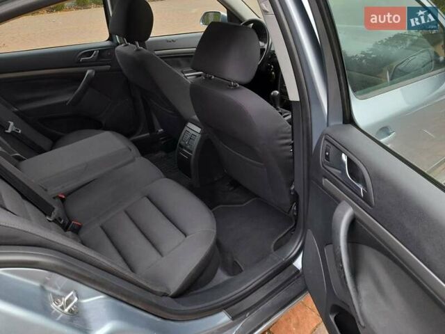 Синий Шкода Октавия, объемом двигателя 1.6 л и пробегом 211 тыс. км за 5400 $, фото 35 на Automoto.ua