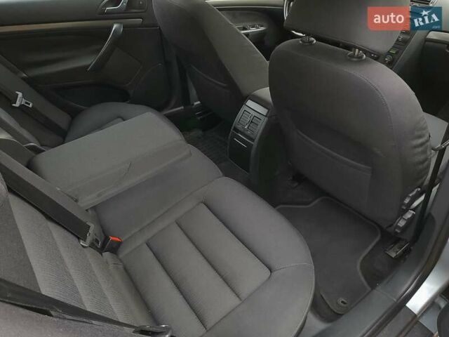 Синий Шкода Октавия, объемом двигателя 1.6 л и пробегом 211 тыс. км за 5400 $, фото 36 на Automoto.ua