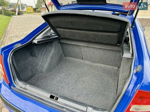 Синий Шкода Октавия, объемом двигателя 1.6 л и пробегом 235 тыс. км за 3999 $, фото 41 на Automoto.ua