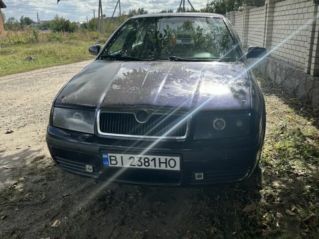 Синий Шкода Октавия, объемом двигателя 1.6 л и пробегом 265 тыс. км за 3500 $, фото 1 на Automoto.ua