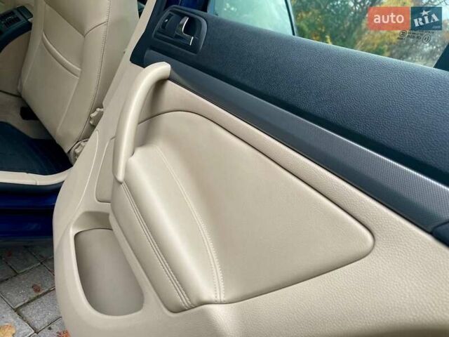 Синий Шкода Октавия, объемом двигателя 1.6 л и пробегом 189 тыс. км за 6850 $, фото 55 на Automoto.ua