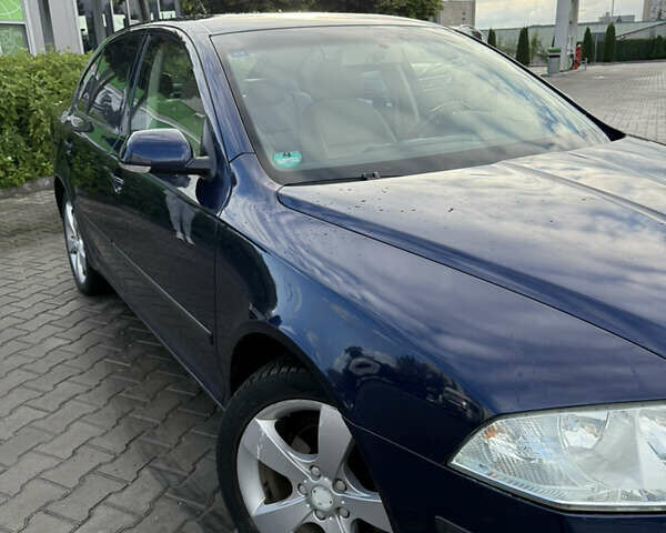 Синій Шкода Октавія, об'ємом двигуна 1.6 л та пробігом 243 тис. км за 6400 $, фото 16 на Automoto.ua