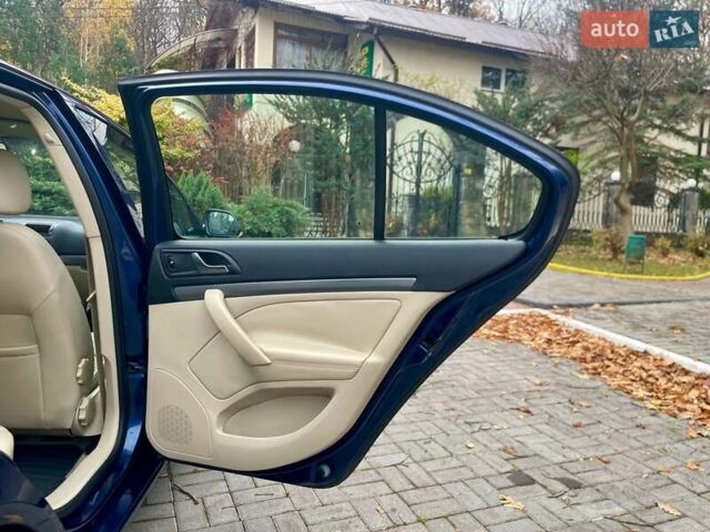 Синий Шкода Октавия, объемом двигателя 1.6 л и пробегом 189 тыс. км за 6390 $, фото 49 на Automoto.ua