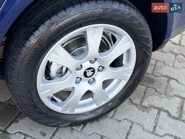 Синий Шкода Октавия, объемом двигателя 2 л и пробегом 300 тыс. км за 5700 $, фото 52 на Automoto.ua