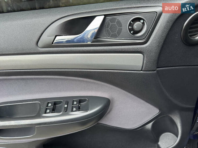 Синій Шкода Октавія, об'ємом двигуна 1.97 л та пробігом 306 тис. км за 6700 $, фото 28 на Automoto.ua
