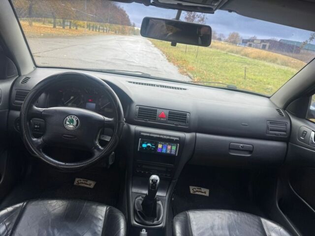 Синій Шкода Октавія, об'ємом двигуна 2 л та пробігом 342 тис. км за 3700 $, фото 4 на Automoto.ua