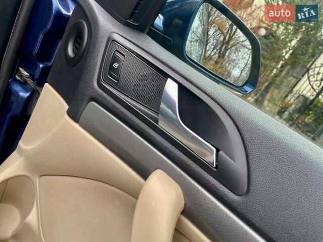 Синий Шкода Октавия, объемом двигателя 1.6 л и пробегом 189 тыс. км за 6850 $, фото 62 на Automoto.ua