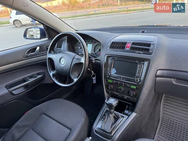 Синий Шкода Октавия, объемом двигателя 2 л и пробегом 300 тыс. км за 5700 $, фото 55 на Automoto.ua