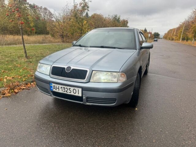 Синій Шкода Октавія, об'ємом двигуна 2 л та пробігом 342 тис. км за 3700 $, фото 1 на Automoto.ua